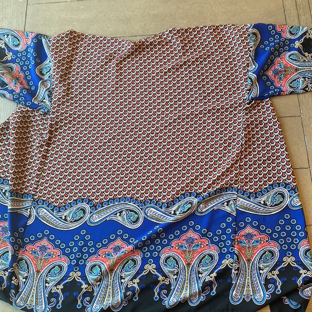 Kimono - Picture 3 of 3